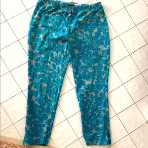 Nike Hawaiian print Capri leggings size S/M